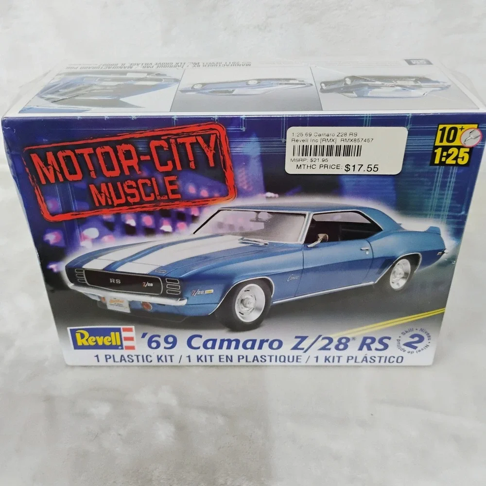 Revell 69 Camaro Z/28 RS Motor-City Muscle 1:25 Scale Model Kit 85-7457 NEW